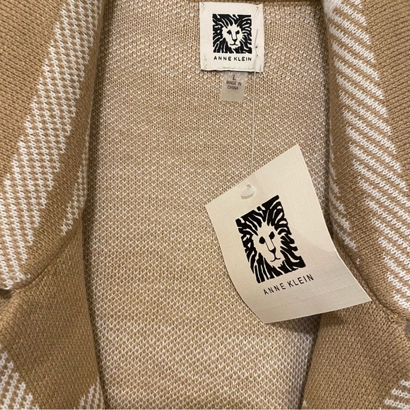 Ann Klein Women’s Notched Plain Cardigan - Picture 4 of 6